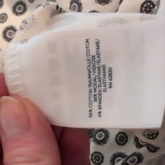 Land's End Circle Pattern Top, Size Large 14-16 - Picture 5 of 5